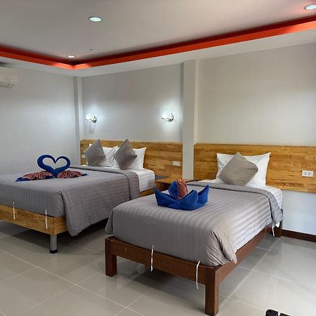 Cheeva Beach Resort バーン・タイ エクステリア 写真