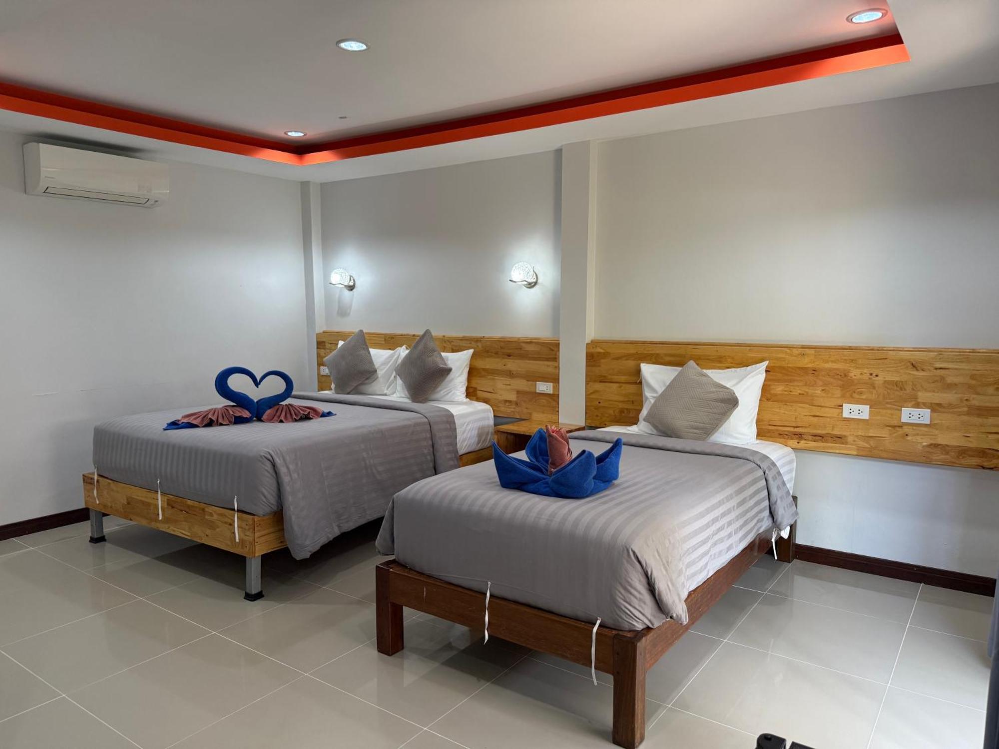 Cheeva Beach Resort バーン・タイ エクステリア 写真